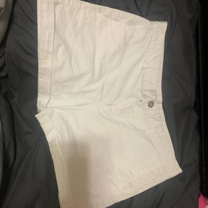 Khakis shorts white